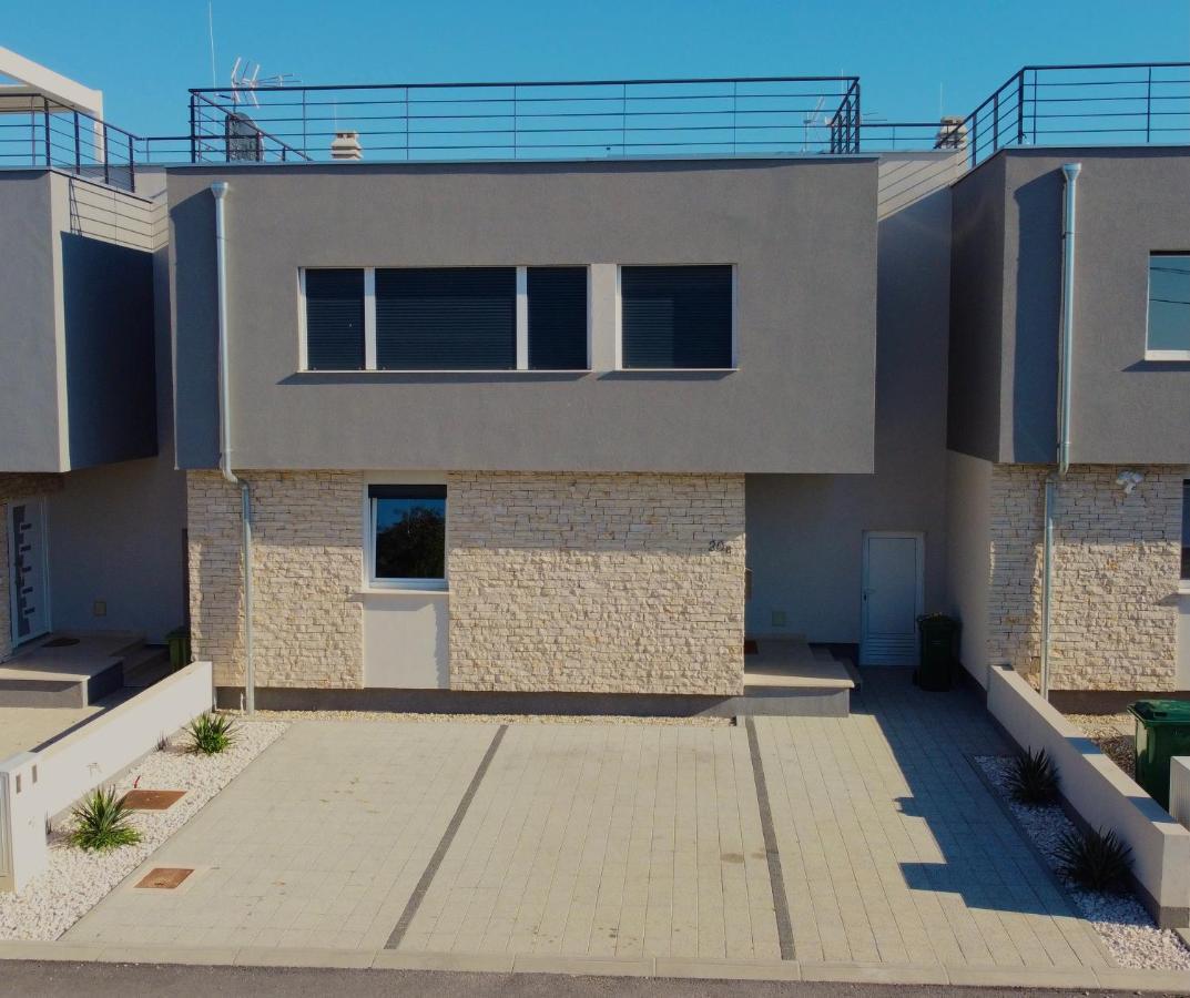 Ferienhaus Luka Zadar Dış mekan fotoğraf